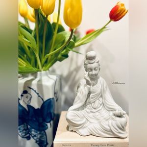 Rare Flawless Vintage Blanc de Chine Guanyin Buddhist Figurine Goddess of Mercy
